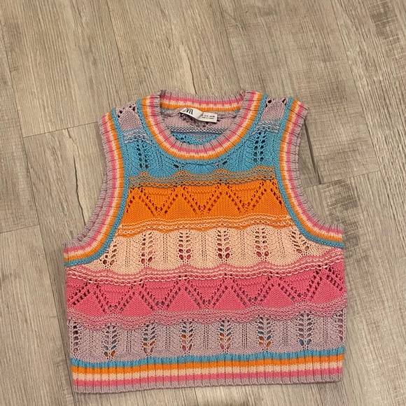 Zara Multicolor Sleeveless Crochet Knit Sweater Vest - Size Small - Picture 1 of 4